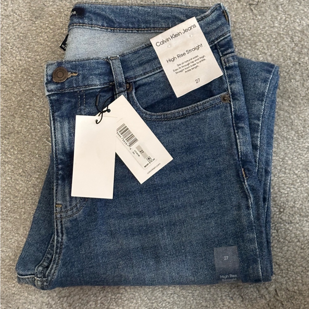 Calvin Klein High Rise Straight Jeans size 27